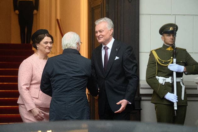 King Carl XVI Gustaf of Sweden - Lithuanian President Gitanas Nauseda meeting in Vilnius VILNIUS, LITHUANIA - MAY 18: King Carl XVI Gustaf of Sweden meets with Lithuanian President Gitanas Nauseda at the Presidential Palace in Vilnius, Lithuania on May 18, 2026. Yauhen Yerchak Anadolu Vilnius Lithuania. Editorial use only. Please get in touch for any other usage.  Copyright: x2026xAnadoluxYauhenxYerchakx