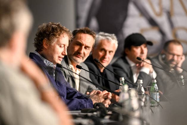 Internationale Filmfestspiele von Cannes, Moulin Pressekonferenz #5 79ème Festival International du Film de Cannes Press conference on the film Moulin 79th International Film Festival of Cannes Press conference on the film Moulin 456318 2026 05 18 Nemes, Laszlo  Copyright: xEstellexCarlierx xStarfacex STAR_456318_010