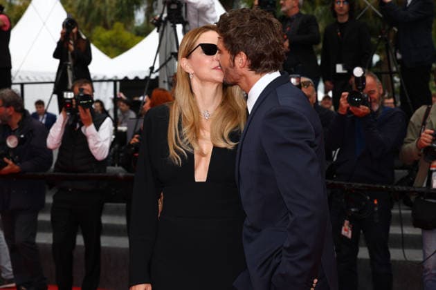 Internationale Filmfestspiele von Cannes, The Unknown Premiere #4 May 18, 2026, Cannes, Cote D azur, France: VIRGINIE EFIRA and NIELS SCHNEIDER on the red carpet for the screening of THE UNKNOWN at the 79th Annual Cannes Film Festival at Palais des Festivals in Cannes, France Cannes France - ZUMAc179 20260518_zep_c179_011 Copyright: xMickaelxChavetx