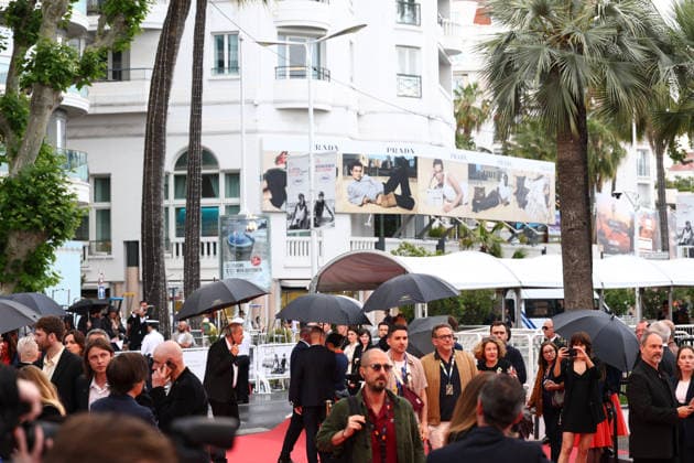 Internationale Filmfestspiele von Cannes, The Unknown Premiere #4 May 18, 2026, Cannes, Cote D azur, France: It is raining in Cannes for the red carpet for the screening of THE UNKNOWN at the 79th Annual Cannes Film Festival at Palais des Festivals in Cannes, France Cannes France  - ZUMAc179 20260518_zep_c179_018 Copyright: xMickaelxChavetx
