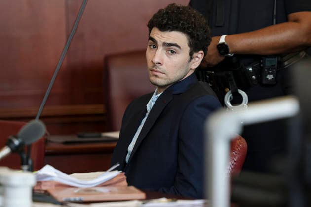 Luigi Mangione appears at an evidence suppression hearing at the Manhattan Supreme Court in New York City, U.S., May 18, 2026. A Judge ruled that gun and notebook will be admitted as evidence at Mangione s trial in UnitedHealthcare CEO s killing. Pool  NYP20260518705 JEENAxMOON