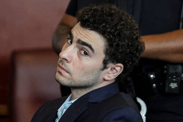Luigi Mangione appears at an evidence suppression hearing at the Manhattan Supreme Court in New York City, U.S., May 18, 2026. A Judge ruled that gun and notebook will be admitted as evidence at Mangione s trial in UnitedHealthcare CEO s killing. Pool  NYP20260518201 JEENAxMOON