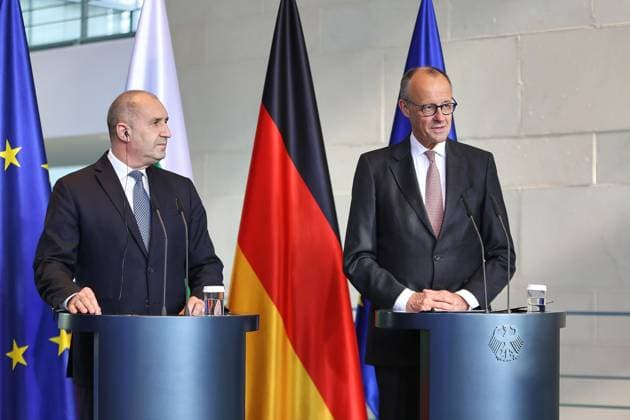 Berlin, Deutschland, 18.05.2026: Bundeskanzleramt: Empfang des Ministerpräsidenten von Bulgarien: Rumen Radew und der deutsche Bundeskanzler Friedrich Merz (CDU) auf einer Pressekonferenz *** Berlin, Germany, 18 05 2026 Federal Chancellery Reception of the Prime Minister of Bulgaria Rumen Radev and the German Chancellor Friedrich Merz CDU at a press conference Copyright: xdtsxNachrichtenagenturx dts_119185