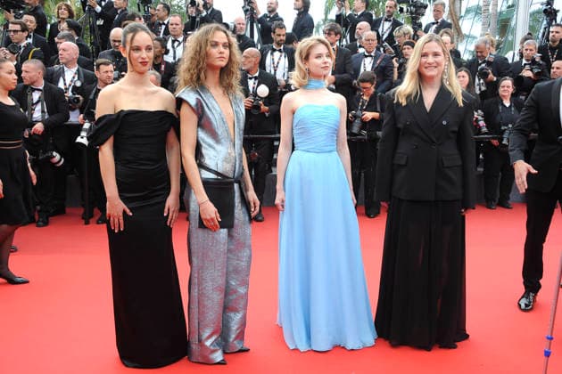 Tess Barthelemy, Romane de Stabenrath, Anastasia Andrushkevich und Natacha Regnier bei der Premiere des Kinofilms Fjord auf dem Festival de Cannes 2026 79. Internationale Filmfestspiele von Cannes im Palais des Festivals. Cannes, 18.05.2026