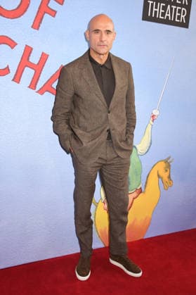 NEW YORK, NY- MAY 18: Mark Strong at the 2026 Lincoln Center Theater Spring Gala at the Vivian Beaumont Theater in Lincoln Center on May 18, 2026 in New York City. Copyright: xmpi099 MediaPunchx