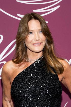 79th Cannes Film Festival The Miracles Gala Evening by Chopard - Photocall part 2 La Palestre- Le Cannet, France Carla Bruni 79th Cannes Film Festival The Miracles Gala Evening by Chopard - Photocall part 2 La Palestre- Le Cannet, France 18th May 2026 SGPItalia id 134688_087 *Not Exclusive  Copyright: xSGPx