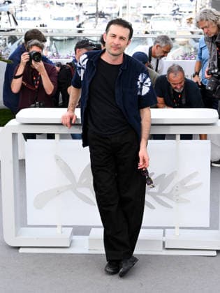 IPA84855742 - Cannes, 79th Cannes Film Festival 2026, Day 8. Photocall of the film L INCONNUE (THE UNKNOWN). In the photo ARTHUR HARARI  Copyright: xAlbertoxTerenghix xPoolxPhotoxEventsx07x 84855742