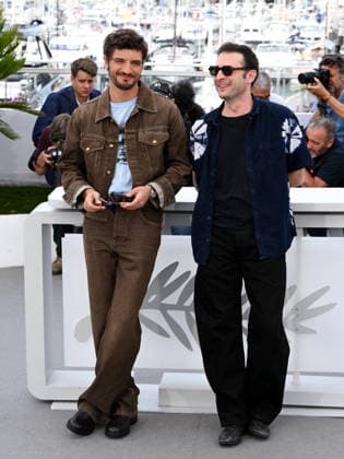 IPA84855752 - Cannes, 79th Cannes Film Festival 2026, Day 8. Photocall of the film L INCONNUE (THE UNKNOWN). Pictured are NIELS SCHNEIDER, ARTHUR HARARI  Copyright: xAlbertoxTerenghix xPoolxPhotoxEventsx07x 84855752