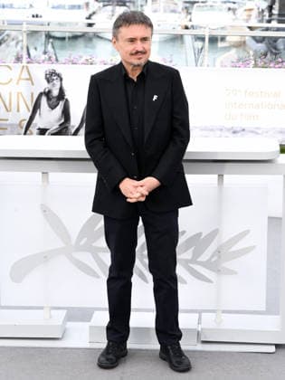 IPA84858815 - Cannes, 79th Cannes Film Festival 2026, Day 8. Photocall of the film Fjord . In the photo Cristian Mungiu  Copyright: xAlbertoxTerenghix xPoolxPhotoxEventsx07x 84858815