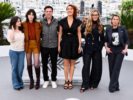 IPA84859051 - Cannes, 79th Cannes Film Festival 2026, day 8. L affaire Marie-Claire (Women On Trial Pictured: Saul BenchÃ trit, Charlotte Gainsbourg, Yvo Muller, Lauriane Escaffre, CÃ cile de France  Copyright: xAlbertoxTerenghix xPoolxPhotoxEventsx07x 84859051