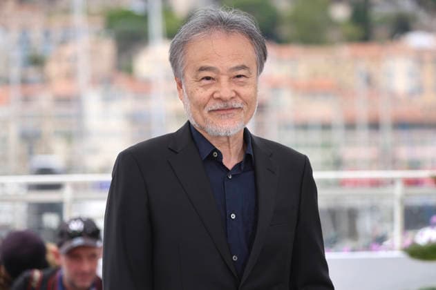 Kiyoshi Kurosawa beim Photocall zum Kinofilm The Samurai and the Prisoner Kokurojo auf dem Festival de Cannes 2026 79. Internationale Filmfestspiele von Cannes am Palais des Festivals. Cannes, 19.05.2026