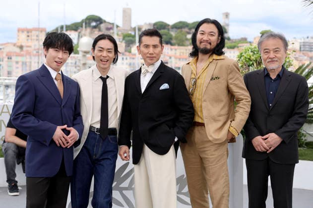 Ryota Miyadate, Masaki Suda, Masahiro Motoki, Munetaka Aoki und Kiyoshi Kurosawa beim Photocall zum Kinofilm The Samurai and the Prisoner Kokurojo auf dem Festival de Cannes 2026 79. Internationale Filmfestspiele von Cannes am Palais des Festivals. Cannes, 19.05.2026