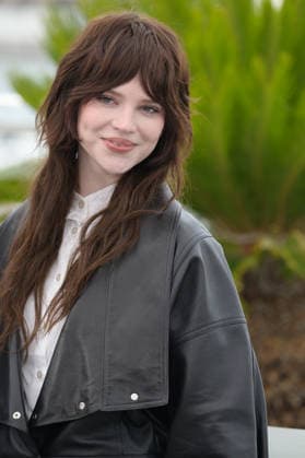 Her Private Hell Photocall at 79th Festival de Cannes - Cannes, France CANNES, FRANCE. May 19, 2026: Sophie Thatcher at the photocall for Her Private Hell at the 79th Festival de Cannes. Picture: Paul Smith Featureflash Cannes France  Copyright: xPaulxSmithx xFeatureflashx