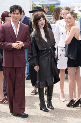 Her Private Hell Photocall at 79th Festival de Cannes - Cannes, France CANNES, FRANCE. May 19, 2026: Charles Melton & Sophie Thatcher at the photocall for Her Private Hell at the 79th Festival de Cannes. Picture: Paul Smith Featureflash Cannes France  Copyright: xPaulxSmithx xFeatureflashx