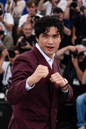 Cannes Her Private Hell Photocall LZ Charles Melton attending the photocall of Her Private Hell during the 79th Cannes International Film Festival in Cannes, France on May 19, 2026, the film selected in the Official Competition. Photo by Laurent Zabulon ABACAPRESS.COM  Copyright: xZabulonxLaurentx