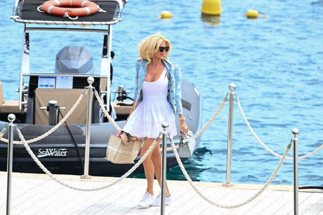 Cannes - Victoria Silvstedt at The Eden Roc Swedish model Victoria Silvstedt arriving at the Eden Roc in Cap d Antibes in France, May 19, 2026. Photo by Florian Poitout ABACAPRESS.COM Cap d Antibes Provence-Alpes-Cote d Azur France  Copyright: xPoitoutxFlorian ABACAx