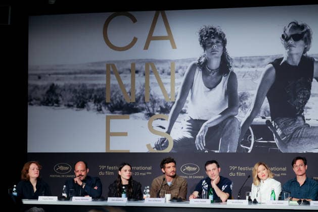 79ème Festival International du Film de Cannes Press conference on the film LInconnue 79th International Film Festival of Cannes Press conference on the film LInconnue 456404 2026 05 19 Seydoux, Léa Harari, Arthur Harari, Lucas Schneider, Niels  Copyright: xFranckxBoutonnetx xStarfacex STAR_456404_024