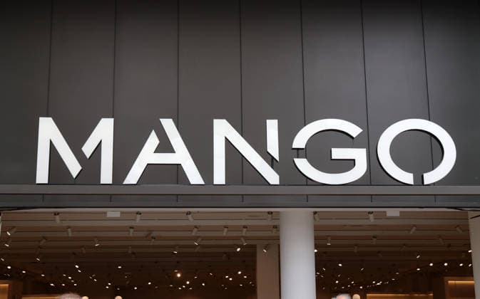 19.05.2026, Deutschland, NRW, Shopping, Mode, Nach dem Tod des Mango-Gründers Isak Andic, wurde sein Sohn nun festgenommen, er steht unter Mordverdacht, Deutschland *** 19 05 2026, Germany, NRW, Shopping, Fashion, After the death of Mango founder Isak Andic, his son has now been arrested and is suspected of murder, Germany Copyright: xD.xKerlekin SnowfieldxPhotographyx SF190526MangoD