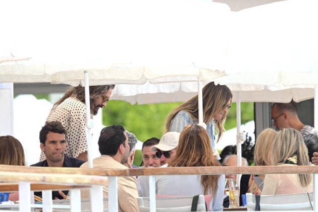 Cannes - Heidi Klum and Tom Kaulitz at The Eden Roc Heidi Klum and her husband Tom Kaulitz have lunch together at the Eden Roc restaurant in Cap d Antibes, France, on May 19, 2026. Photo by Florian Poitout ABACAPRESS.COM Cap d Antibes Provence-Alpes-Cote d Azur France  Copyright: xPoitoutxFlorian ABACAx