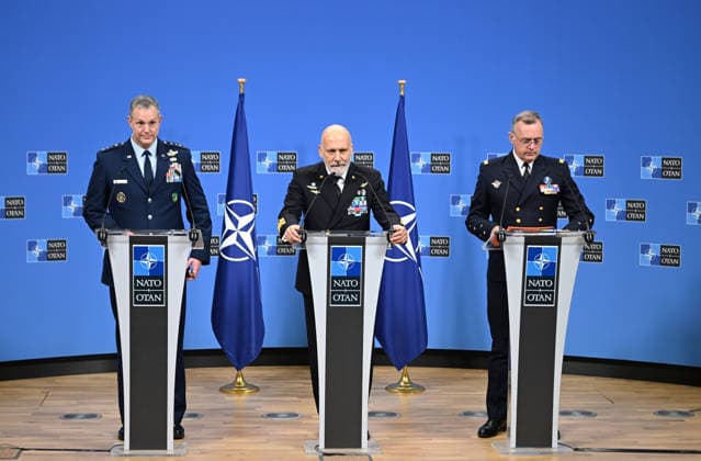 NATO Military Committee in Chiefs of Defence Session in Brussels BRUSSELS, BELGIUM - MAY 19: (L-R) Supreme Allied Commander Europe (SACEUR) General Alexus G. Grynkewich, Chairman of the NATO Military Committee (CMC) Admiral Giuseppe Cavo Dragone, and Supreme Allied Commander Transformation (SACT) Admiral Pierre Vandier hold a joint press conference at the NATO Headquarters in Brussels, Belgium on May 19, 2026. The top military officials address the media following the NATO Military Committee in Chiefs of Defence Session to discuss collective defense strategies, deterrence, and the security challenges facing the alliance. Dursun Aydemir Anadolu Brussels Belgium. Editorial use only. Please get in touch for any other usage.  Copyright: x2026xAnadoluxDursunxAydemirx