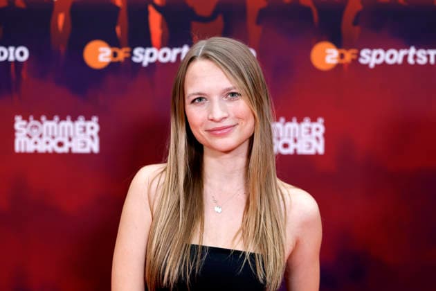 Schauspielerin Lisa Küppers bei der Premiere der ZDF-Doku Mission Sommermärchen , einer Dokumentation über den Weg der deutschen Fußballnationalmannschaft bei der Heim-WM 2006 im eigenen Land, im Cinedom. Köln, 19.05.2026 NRW Deutschland Copyright: xChristophxHardtx