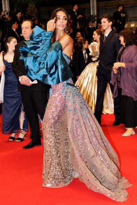 Madalina Diana Ghenea Montée des marches du film Diamond lors du 79ème Festival International du Film de Cannes, le 19 mai 2026 Jacovides Moreau Bestimage Red carpet for Diamond at the 79th Cannes International Film Festival on May 19, 2026 Cannes France  Copyright: xJACOVIDES-MOREAUx xBESTIMAGExJACOVIDES-MOREAUx xBESTIMAGEx