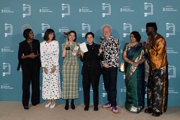 International Booker Prize 2026 Award Ceremony in London LONDON, UNITED KINGDOM - MAY 19: The winners of the International Booker Prize 2026 for the book titled ‘Taiwan Travelogue’ author Yang Shuang-zi (C) and translator Lin King (3L) pose with the trophies and judges during the award ceremony at Tate Modern in London, United Kingdom on May 19, 2026. The International Booker Prize is awarded annually for the finest single work of fiction from around the world which has been translated into English and published in the UK and Ireland. Wiktor Szymanowicz Anadolu London United Kingdom. Editorial use only. Please get in touch for any other usage.  Copyright: x2026xAnadoluxWiktorxSzymanowiczx
