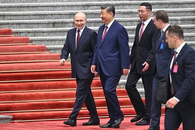 China Russia 9169365 20.05.2026 Russian President Vladimir Putin attends a welcome ceremony with Chinese President Xi Jinping outside the Great Hall of the People in Beijing, China. Kristina Solovyova Sputnik Beijing China  Copyright: xKristinaxSolovyovax