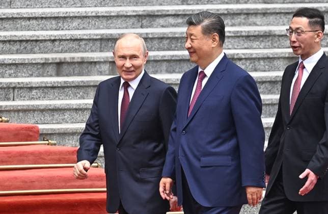 China Russia 9169376 20.05.2026 Russian President Vladimir Putin attends a welcome ceremony with Chinese President Xi Jinping outside the Great Hall of the People in Beijing, China. Kristina Solovyova Sputnik Beijing China  Copyright: xKristinaxSolovyovax