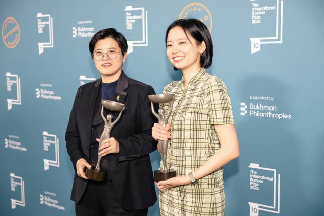 International Booker Prize 2026 Ceremony at Tate Modern, London, UK 19 May 2026 Author Yang Shuang-zi and translator Lin King on the red carpet after winning the International Booker Prize 2026 at Tate Modern, London, UK, on 19 May 2026, for their work Taiwan Travelogue., Credit:Pete Speller Avalon  Copyright: xPetexSpellerx xAvalonx 1100648082