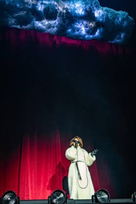 May 19, 2026, London, United Kingdom: Rachel Agatha Keen, known professionally as Raye seen performing live on stage during the concert. Raye brings her This Tour May Contain New Music arena tour back to the O2 London. Raye s support acts on the tour and her younger sisters and rising artists, ABSOLUTELY and AMMA London United Kingdom - ZUMAs197 20260519_aaa_s197_529 Copyright: xBonniexBritainx