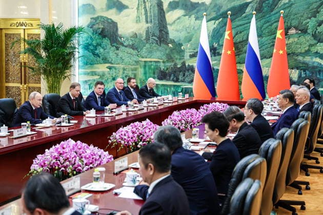 CHINA, BEIJING - MAY 20, 2026: Vladimir Putin (L back), President of Russia,and his counterpart Xi Jinping (7th L front) hold bilateral talks at the Great Hall of the People. Putin s official visit marks 25 years since the 2001 Treaty of Good Neighbourliness and Friendly Cooperation between Russia and China. Alexander Kazakov Russian Presidential Press and Information Office TASS  92771318