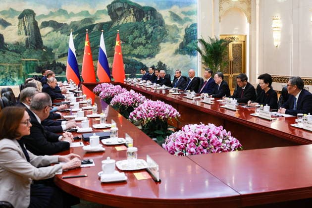 CHINA, BEIJING - MAY 20, 2026: Vladimir Putin (L back), President of Russia, and his counterpart Xi Jinping (5th R) of China hold bilateral talks at the Great Hall of the People. Putin s official visit marks 25 years since the 2001 Treaty of Good Neighbourliness and Friendly Cooperation between Russia and China. Vladimir Smirnov TASS  92768016