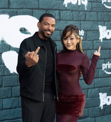 Entertainment Bilder des Tages #2 May 19, 2026, Los Angeles, California, United States: Laz Alonso and Karen Fukuhara arrives on the red carpet of the THE BOYS Series Finale Event at the United Theater in Los Angeles California on May 19, 2026. Los Angeles United States - ZUMAt169 20260519_zep_t169_057 Copyright: xConnorxTerryx