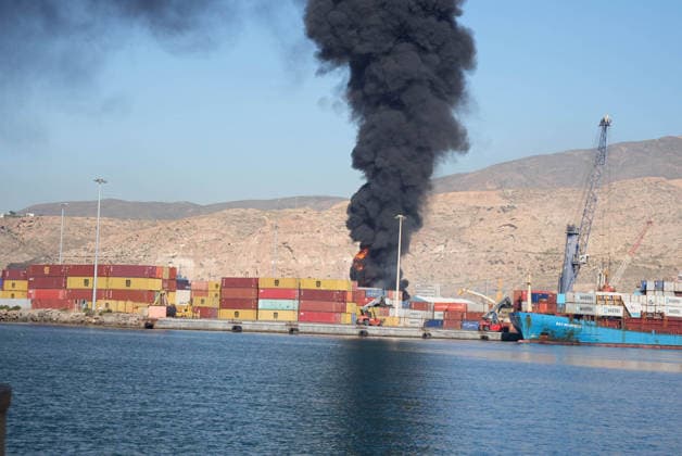 Fire declared in the Pechina Dock of the Port of Almeria Image of the fire declared in a container area of the Pechina Dock of the Port of Almeria On May 20, 2026 in Almeria Andalusia, Spain Several fire departments have moved to the Pechina Quay of the Port of Almeria after a fire broke out in an area where material and containers were stored and where work had been authorized for the handling and cutting of steel. So far, no personal injuries have been reported 20 MAY 2026 Marian Leó Almeria Andalucia, Spain Almeria Andalucia, Spain Spain Spain  Copyright: xMarianxLeonx 7535999