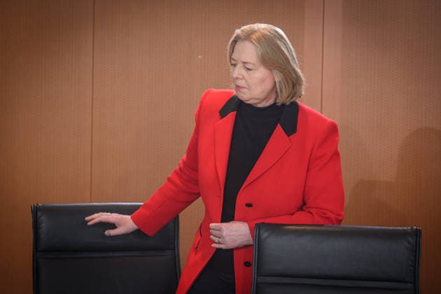 Berlin, Kabinettssitzung der Bundesregierung Kabinettssitzung der Bundesregierung am 20.05.2026 im Bundeskanzleramt in Berlin. Im Bild: Bärbel Bas (Bundesministerin für Arbeit und Soziales, SPD) Berlin Bundeskanzleramt Berlin Deutschland *** Berlin, Cabinet meeting of the Federal Government Cabinet meeting of the Federal Government on 20 05 2026 at the Federal Chancellery in Berlin In the picture Bärbel Bas Federal Minister of Labor and Social Affairs, SPD Berlin Federal Chancellery Berlin Germany
