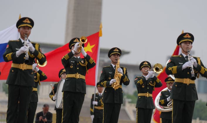 BEIJING, CHINA - MAY 20: Military band performs to welcome Russian President Vladimir Putin on May 20, 2026 in Beijing, China. Chinese President Xi Jinping held a welcome ceremony on the morning of May 20 outside the Great Hall of the People in central Beijing for Russian President Vladimir Putin, who is on a state visit to China.  Copyright: xVCGx 111642856742
