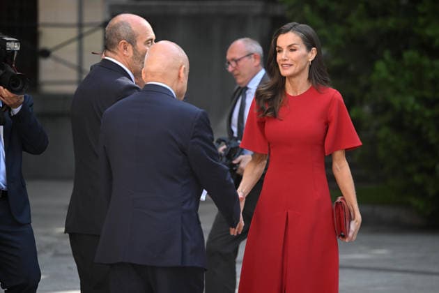 Queen Letizia attends the XV edition of the Luis Carandell Parliamentary Journalism Awards The President of the Senate, Pedro Manuel Rollán Ojeda, Queen Letizia and Rafael Simancas attend the XV edition of the Luis Carandell Parliamentary Journalism Awards to Paloma Cervilla and Héctor Esteban García at the Senate Palace, on May 20, 2026, in Madrid Spain QUEEN LETIZIA QUEEN ROYALTY LUIS CARANDELL JOURNALISM AWARDS MAY 20, 2026 José Madrid Madrid Madrid Spain  Copyright: xJosÃ xOlivax 7536102
