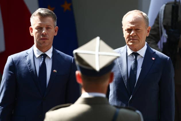 Peter Magyar - Donald Tusk meeting in Warsaw WARSAW, POLAND - MAY 20: Prime Minister of Hungary Peter Magyar (L) is received by Prime Minister of Poland Donald Tusk (R) with an official ceremony ahead of their meeting at Prime Minister Residence in Warsaw, Poland on May 2026. Jakub Porzycki Anadolu Warsaw Poland. Editorial use only. Please get in touch for any other usage.  Copyright: x2026xAnadoluxJakubxPorzyckix