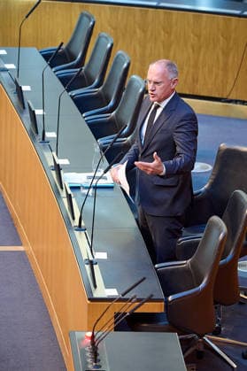 - Wien 20.05.2026 - Österreichisches Parlament Nationalrat - Heute fand im Parlament die 77. Nationalratssitzung statt. PHOTO: Innenminister Gerhard Karner (ÖVP) auf der Regierungsbank. Vienna (AUSTRIA) - Austrian Parliament National Council session . Nationalratssitzung *** Vienna 20 05 2026 Austrian Parliament National Council The 77th session of the National Council took place in Parliament today PHOTO Interior Minister Gerhard Karner ÖVP on the government bench Vienna AUSTRIA Austrian Parliament National Council session National Council session 