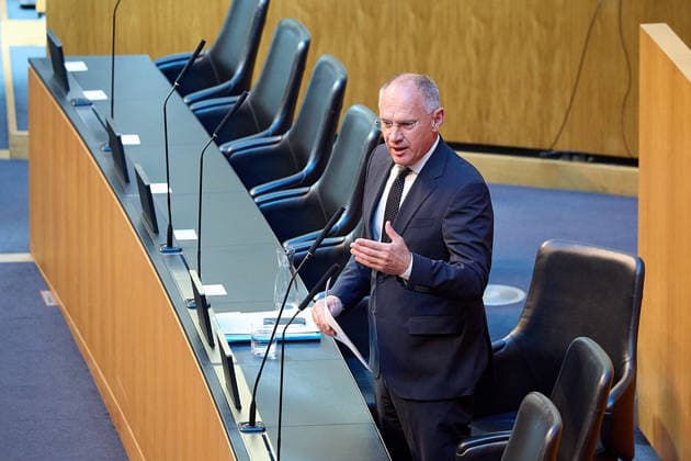 - Wien 20.05.2026 - Österreichisches Parlament Nationalrat - Heute fand im Parlament die 77. Nationalratssitzung statt. PHOTO: Innenminister Gerhard Karner (ÖVP) auf der Regierungsbank. Vienna (AUSTRIA) - Austrian Parliament National Council session . Nationalratssitzung *** Vienna 20 05 2026 Austrian Parliament National Council The 77th session of the National Council took place in Parliament today PHOTO Interior Minister Gerhard Karner ÖVP on the government bench Vienna AUSTRIA Austrian Parliament National Council session National Council session 