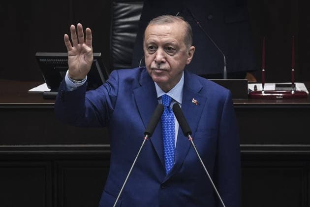 Turkish President and Leader of the Justice and Development (AK) Party Recep Tayyip Erdogan ANKARA, TURKIYE - MAY 20: Turkish President and Leader of the Justice and Development (AK) Party Recep Tayyip Erdogan greets the party members during his party s group meeting at the Turkish Grand National Assembly in Ankara, Turkiye on May 20, 2026. Dilara Irem Sancar Anadolu Ankara Turkey. Editorial use only. Please get in touch for any other usage.  Copyright: x2026xAnadoluxDilaraxIremxSancarx