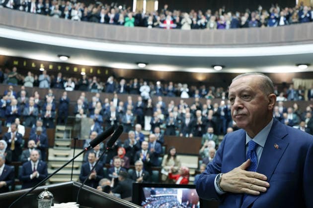 Turkish President and Leader of the Justice and Development (AK) Party Recep Tayyip Erdogan ANKARA, TURKIYE - MAY 20: (----EDITORIAL USE ONLY – MANDATORY CREDIT - TURKISH PRESIDENCY MURAT CETINMUHURDAR HANDOUT - NO MARKETING NO ADVERTISING CAMPAIGNS - DISTRIBUTED AS A SERVICE TO CLIENTS----) Turkish President and Leader of the Justice and Development (AK) Party Recep Tayyip Erdogan greets the party members during his party s group meeting at the Turkish Grand National Assembly in Ankara, Turkiye on May 20, 2026. TUR Presidency Murat Cetinmuhurdar Anadolu Ankara Turkey. Editorial use only. Please get in touch for any other usage.  Copyright: x2026xAnadoluxTURxPresidency xMuratxCetinmuhurdarx