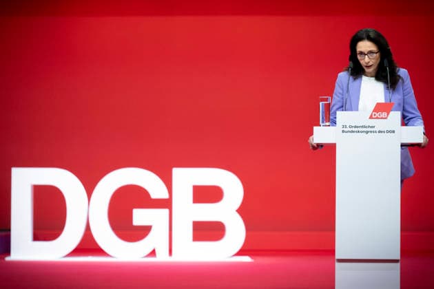 Yasmin Fahimi, DGB-Kongress DEU, Deutschland, Germany, Berlin, 12.05.2026 Rede von Yasmin Fahimi , Vorsitzende vom Gewerkschaftsbund DGB auf dem 23. Ordentlichen Bundeskongress Deutscher Gewerkschaftsbund DGB unter dem Motto Staerker mit uns in Berlin Deutschland en: Speech by Yasmin Fahimi , Chairwoman of the German Trade Union Confederation DGB , at the 23rd Ordinary Federal Congress of the German Trade Union Confederation DGB held under the motto Stronger with Us in Berlin Germany . *** Yasmin Fahimi, DGB Kongress DEU, Deutschland, Germany, Berlin, 12 05 2026 Speech by Yasmin Fahimi , Chairwoman of the German Trade Union Confederation DGB at the 23rd Ordinary Federal Congress of the German Trade Union Confederation DGB held under the