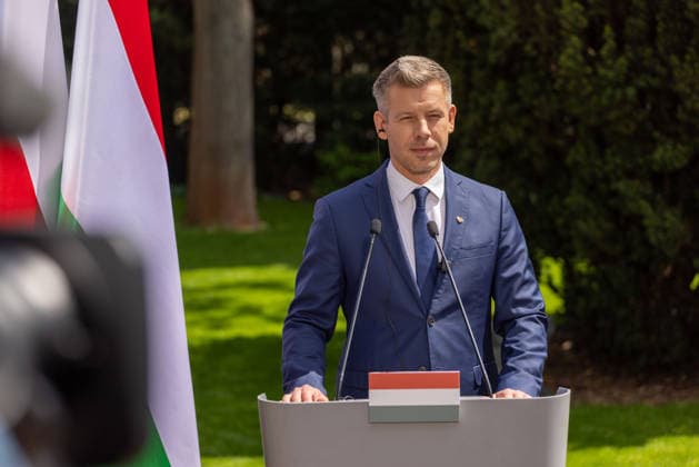 May 20, 2026, Warsaw, Poland: Polish Prime Minister Donald Tusk and Hungarian Prime Minister Peter Magyar during a joint press conference following talks on bilateral cooperation, security and European policy in Warsaw. Warsaw Poland - ZUMAl194 20260520_zip_l194_017 Copyright: xMarekxLadzinskix