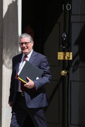May 20, 2026, London, England, United Kingdom: British Prime Minister Sir KEIR STARMER departs 10 Downing Street for the House of Commons to attend Prime MinisterÃ¢â‚¬â ¢s Questions in London. London United Kingdom - ZUMAa279 20260520_zsp_a279_012 Copyright: xZeynepxDemirxAslimx