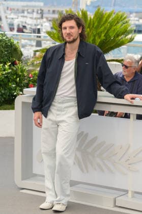 Orange-Flavoured Wedding Photocall at 79th Festival de Cannes - Cannes, France CANNES, FRANCE. May 20, 2026: Vincent Lacoste at the photocall for Orange-Flavoured Wedding at the 79th Festival de Cannes. Picture: Paul Smith Featureflash Cannes France  Copyright: xPaulxSmithx xFeatureflashx