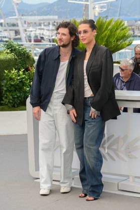Orange-Flavoured Wedding Photocall at 79th Festival de Cannes - Cannes, France CANNES, FRANCE. May 20, 2026: Vincent Lacoste & Adele Exarchopoulos at the photocall for Orange-Flavoured Wedding at the 79th Festival de Cannes. Picture: Paul Smith Featureflash Cannes France  Copyright: xPaulxSmithx xFeatureflashx
