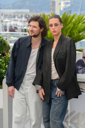 Orange-Flavoured Wedding Photocall at 79th Festival de Cannes - Cannes, France CANNES, FRANCE. May 20, 2026: Vincent Lacoste & Adele Exarchopoulos at the photocall for Orange-Flavoured Wedding at the 79th Festival de Cannes. Picture: Paul Smith Featureflash Cannes France  Copyright: xPaulxSmithx xFeatureflashx
