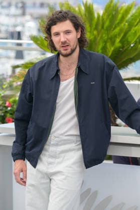 Orange-Flavoured Wedding Photocall at 79th Festival de Cannes - Cannes, France CANNES, FRANCE. May 20, 2026: Vincent Lacoste at the photocall for Orange-Flavoured Wedding at the 79th Festival de Cannes. Picture: Paul Smith Featureflash Cannes France  Copyright: xPaulxSmithx xFeatureflashx